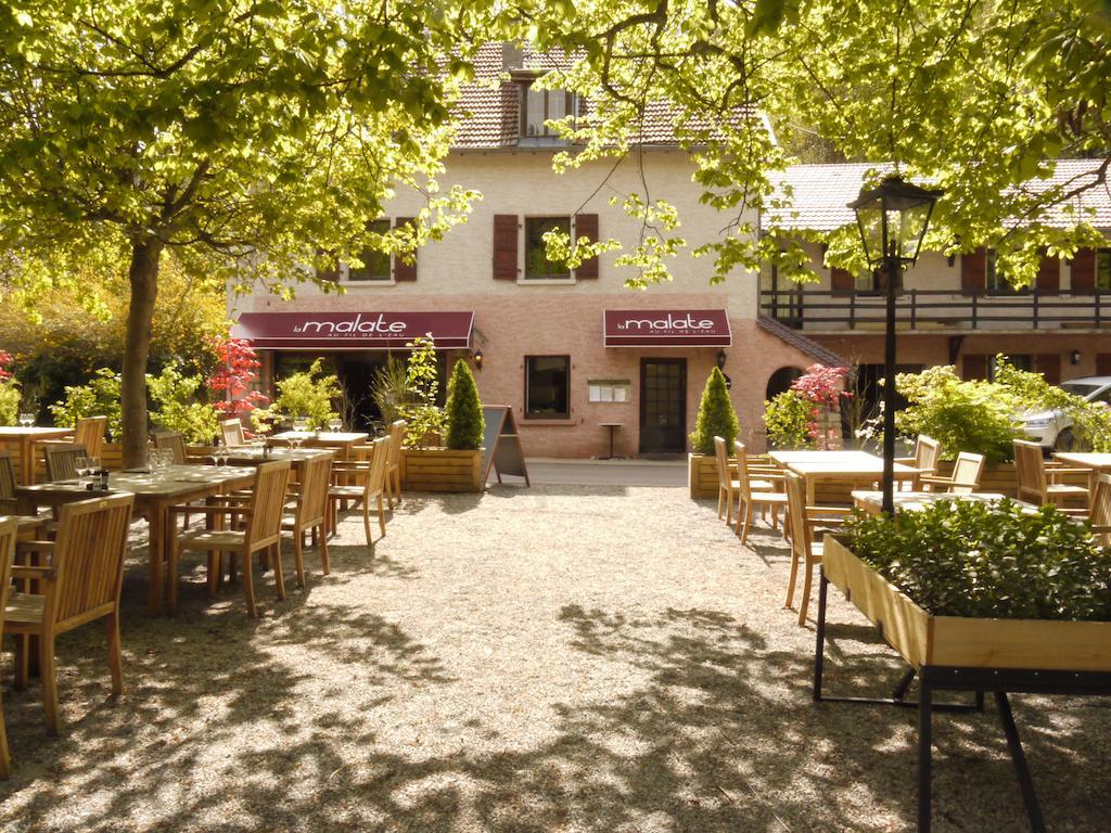Hotel Au Fil De L'Eau - La Malate Безансон Екстериор снимка